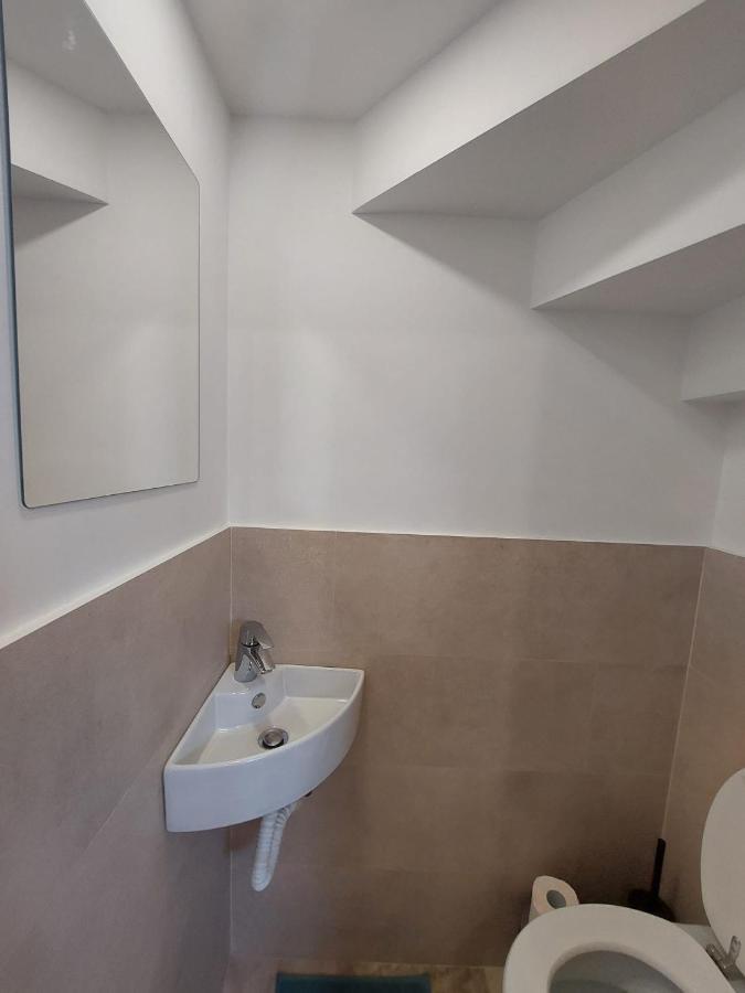 Sweet Dreams Suites Lovely Duplex Universitate Bukares Bagian luar foto